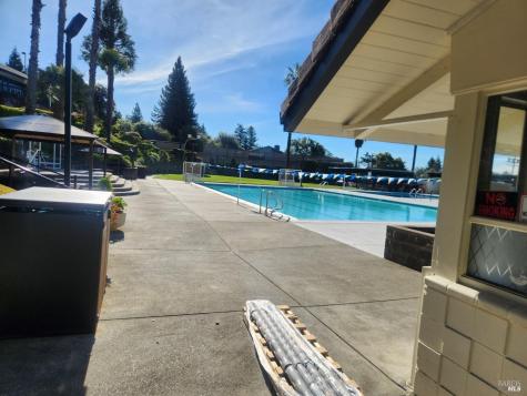 4980 Carriage Lane Santa Rosa CA 95403