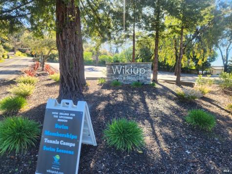 4980 Carriage Lane Santa Rosa CA 95403