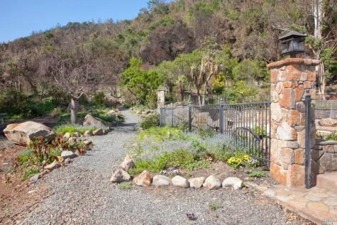 4500-4522 Wallace Road Santa Rosa CA 95404