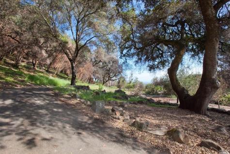4500-4522 Wallace Road Santa Rosa CA 95404