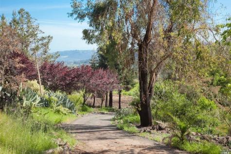 4500-4522 Wallace Road Santa Rosa CA 95404