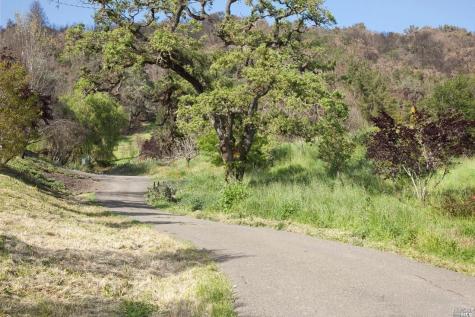 4500-4522 Wallace Road Santa Rosa CA 95404