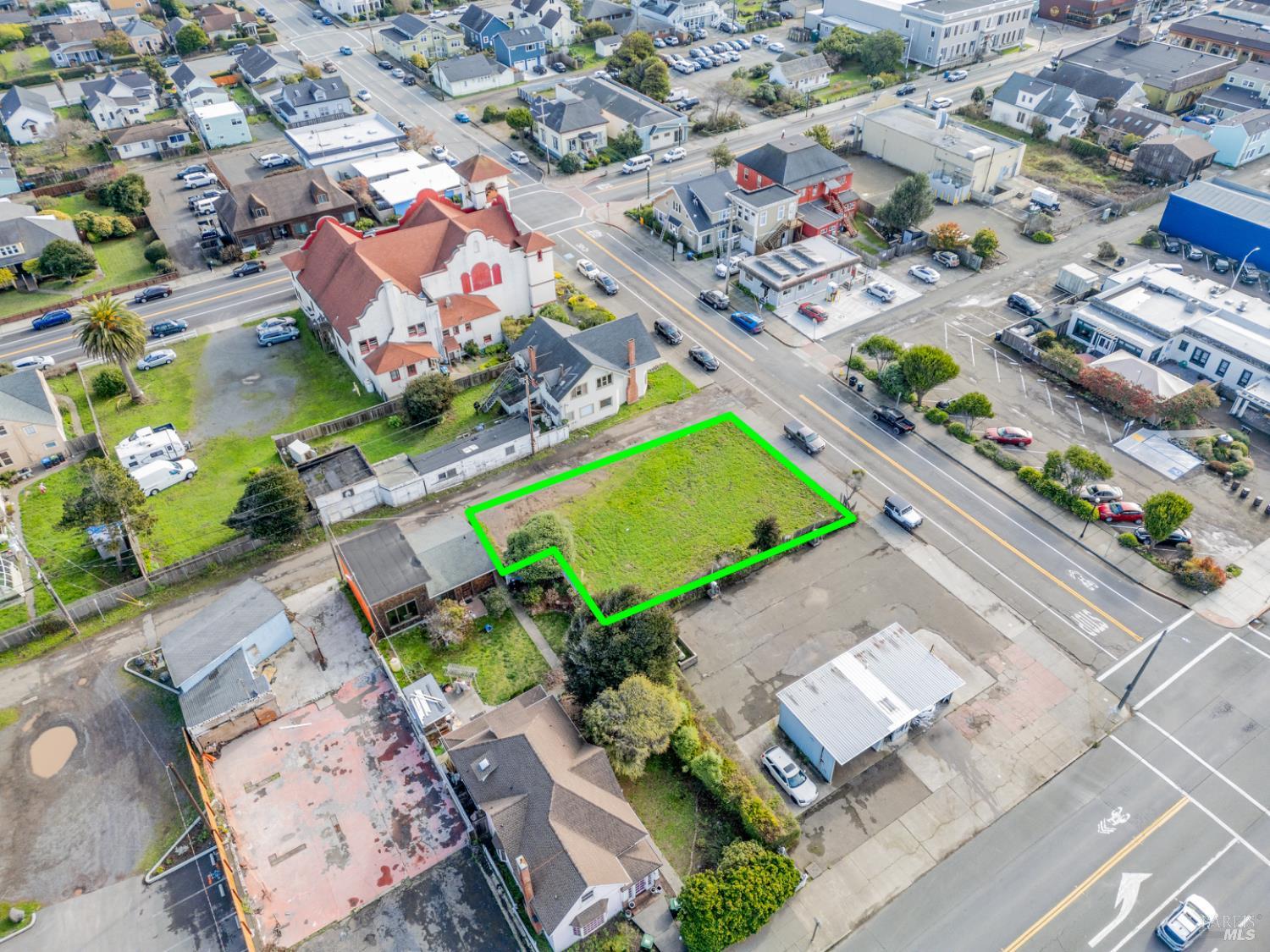 119 E Pine Street Fort Bragg CA 95437