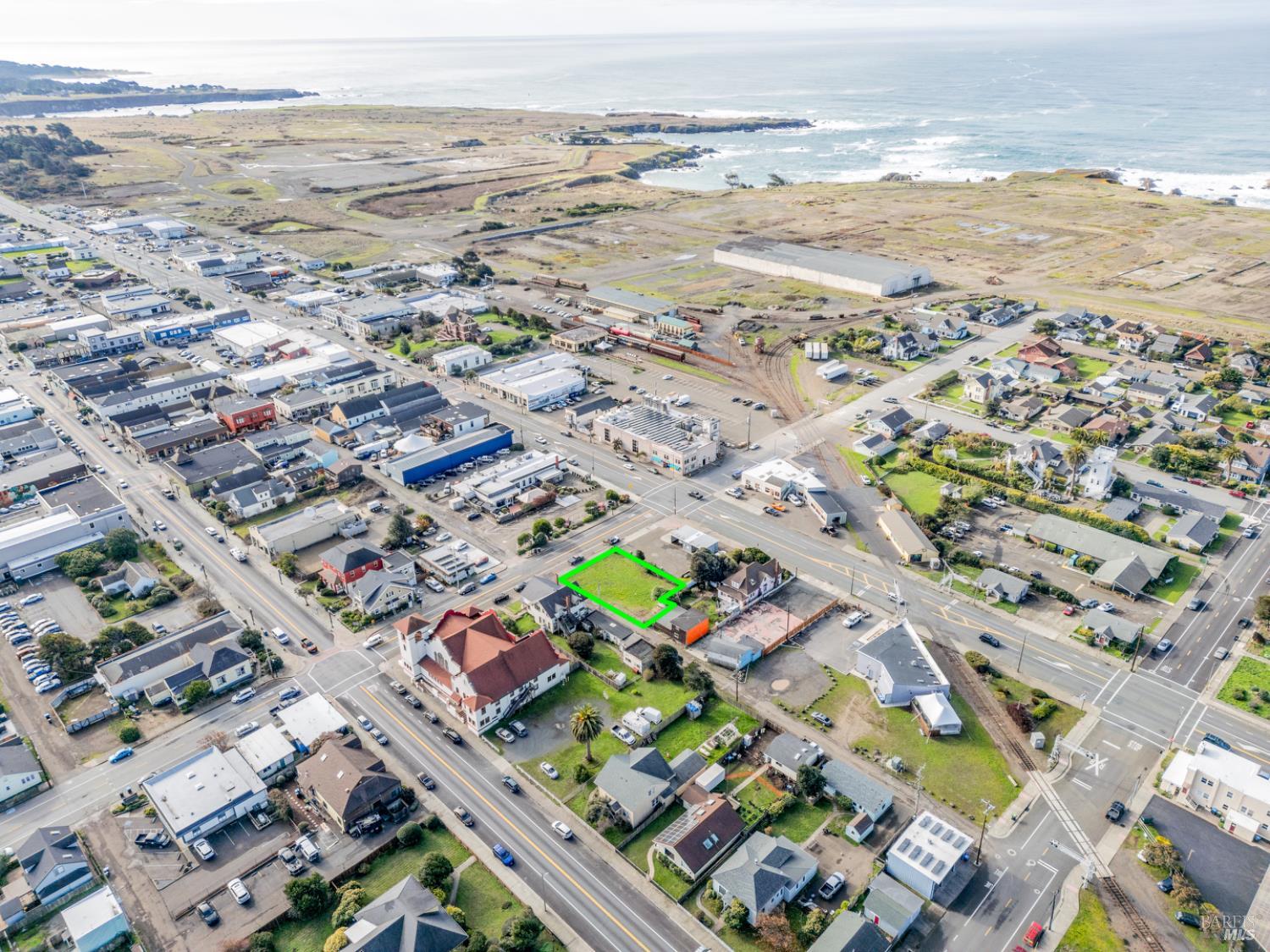 119 E Pine Street Fort Bragg CA 95437