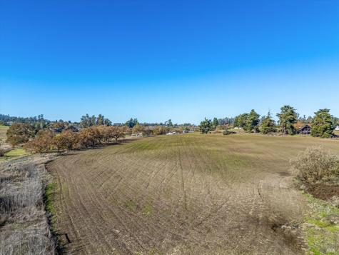 6000 Petersen Road Sebastopol CA 95472