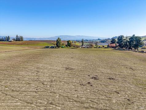 6000 Petersen Road Sebastopol CA 95472