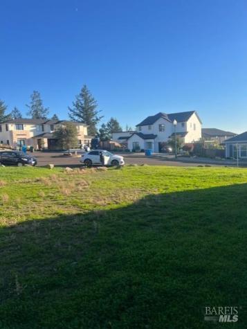 2005 Bracken Court Santa Rosa CA 95403