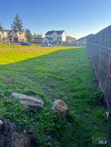 2005 Bracken Court Santa Rosa CA 95403