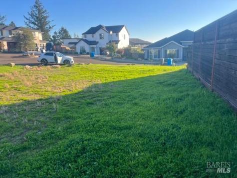 2005 Bracken Court Santa Rosa CA 95403