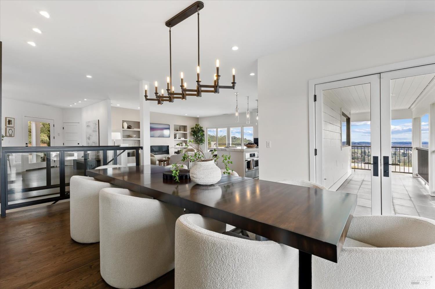 620 Coghlan Road Healdsburg CA 95448