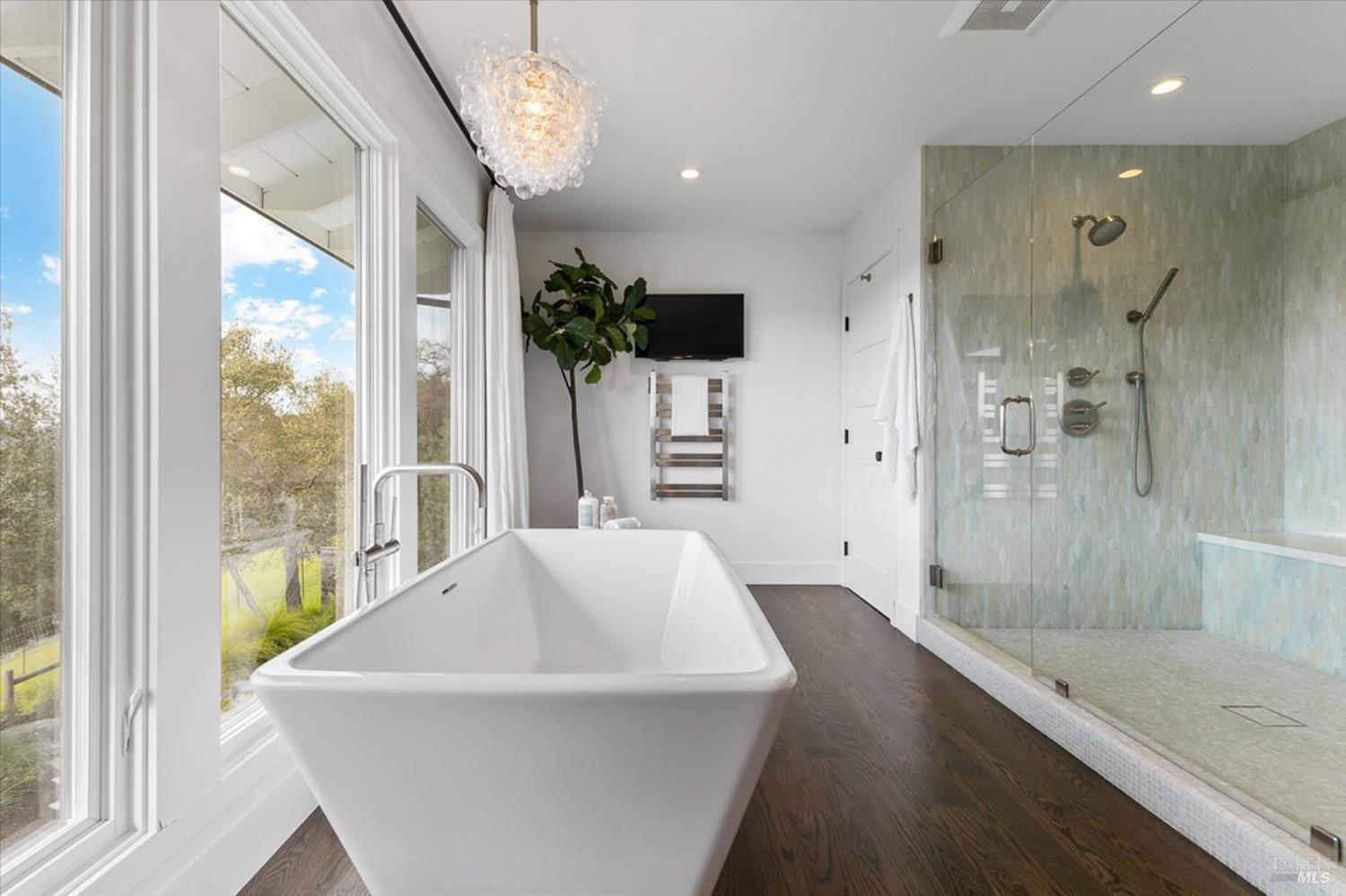 620 Coghlan Road Healdsburg CA 95448