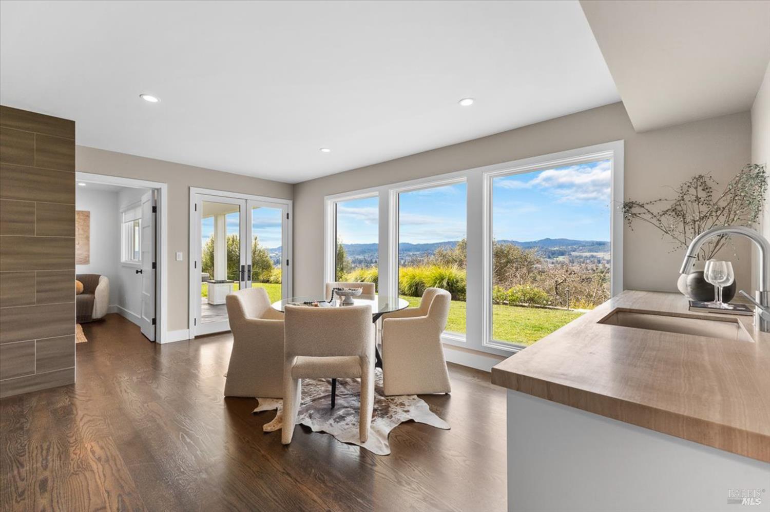 620 Coghlan Road Healdsburg CA 95448
