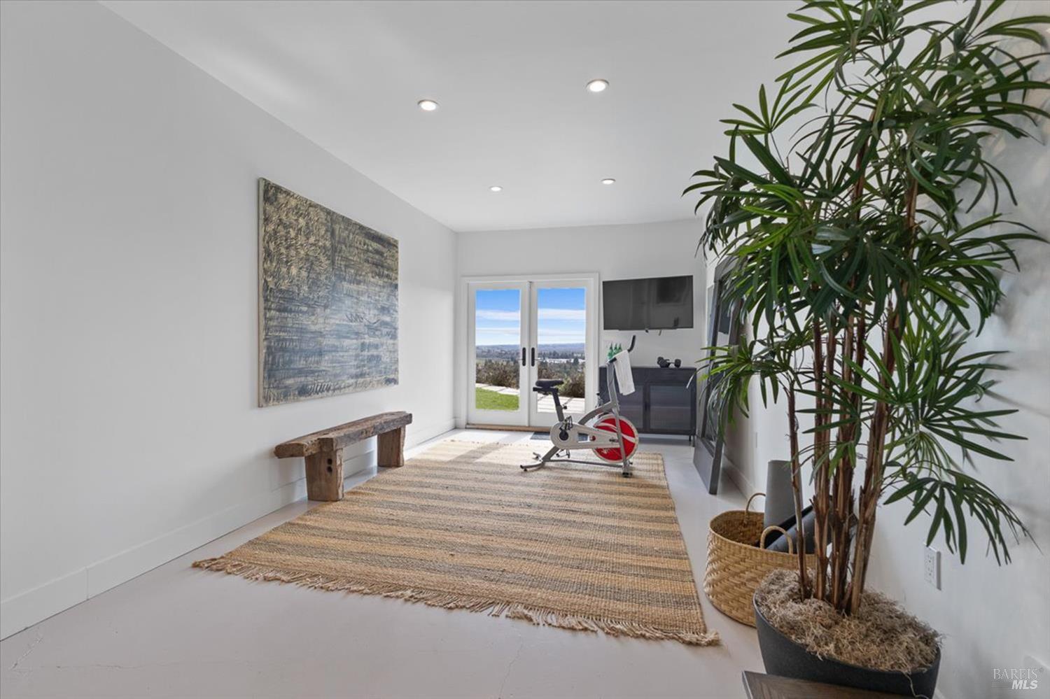 620 Coghlan Road Healdsburg CA 95448
