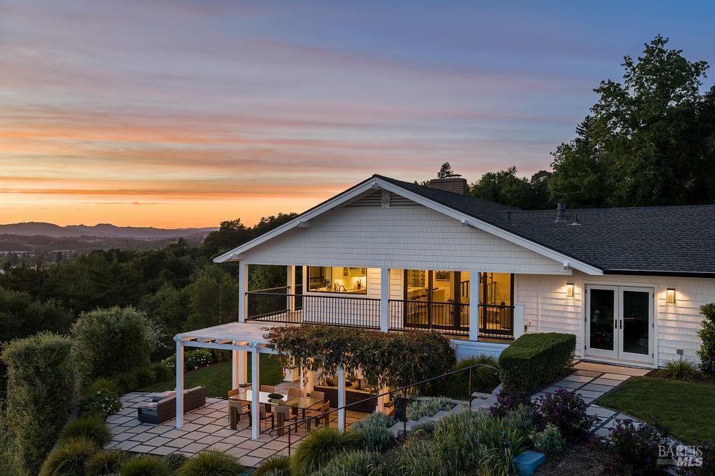 620 Coghlan Road Healdsburg CA 95448