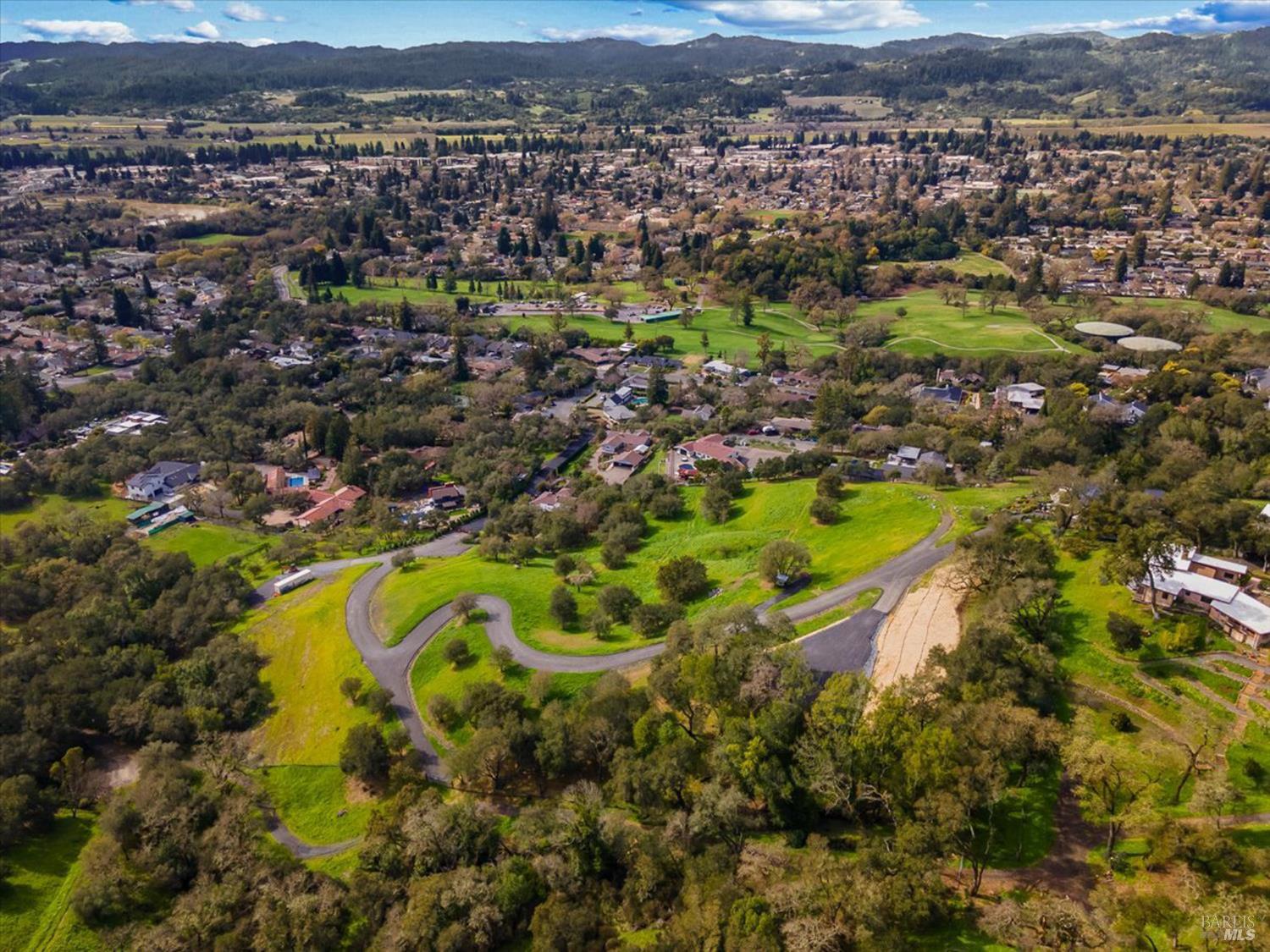 620 Coghlan Road Healdsburg CA 95448