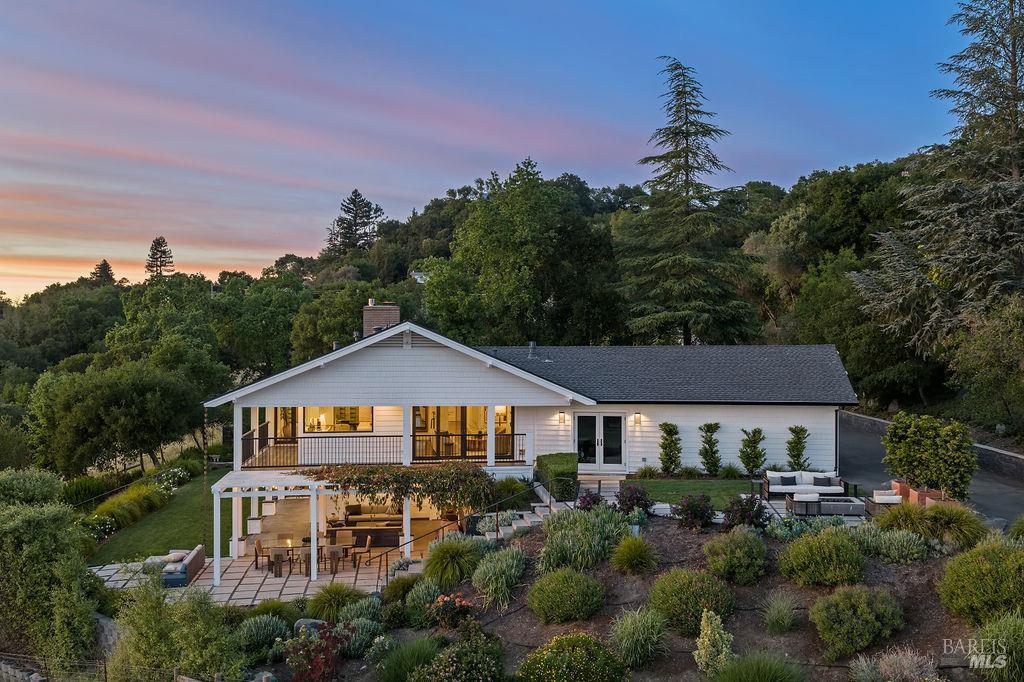 620 Coghlan Road Healdsburg CA 95448