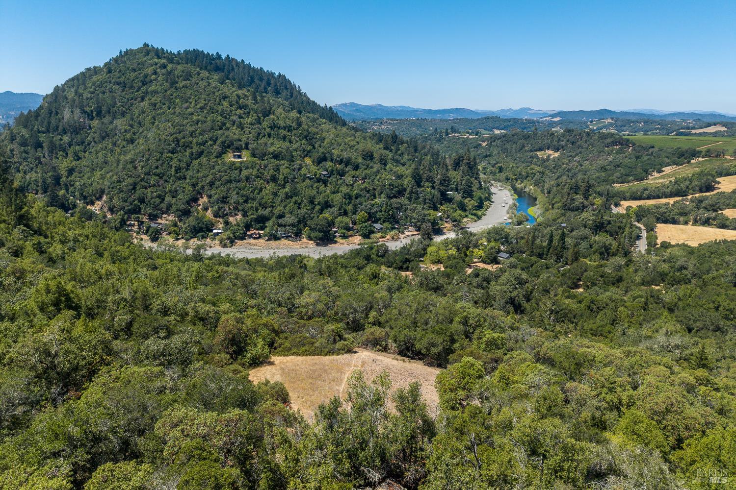 2119 Rio Lindo Avenue Healdsburg CA 95448