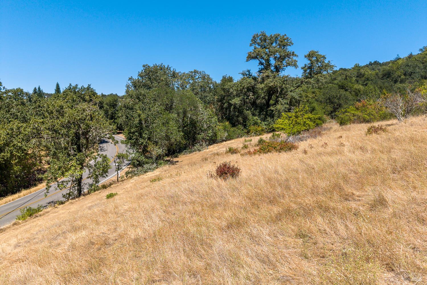 2119 Rio Lindo Avenue Healdsburg CA 95448