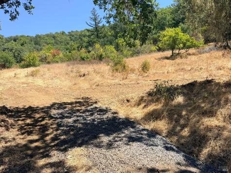 2119 Rio Lindo Avenue Healdsburg CA 95448