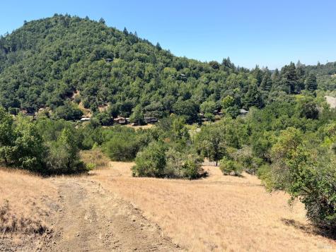 2119 Rio Lindo Avenue Healdsburg CA 95448