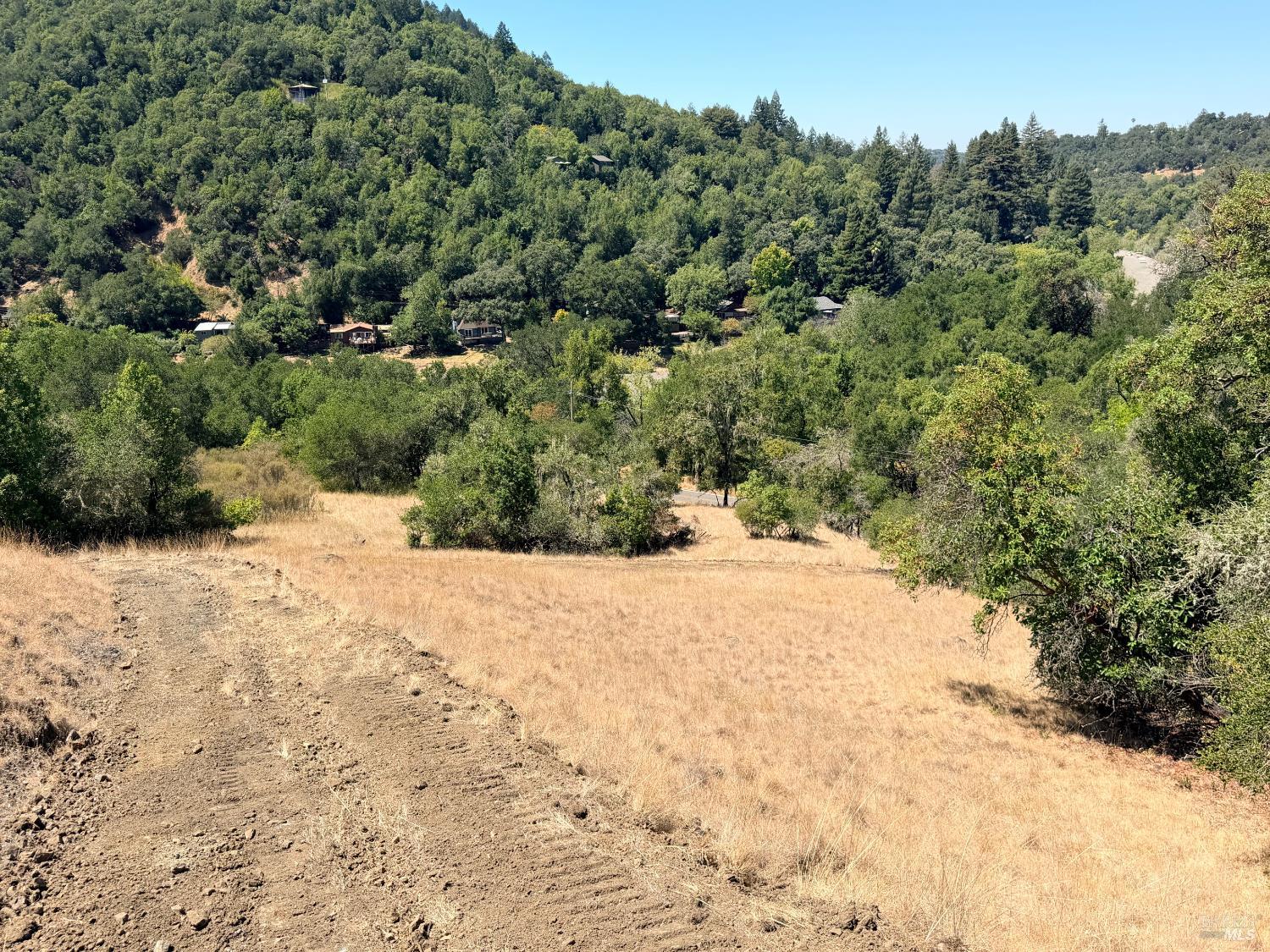 2119 Rio Lindo Avenue Healdsburg CA 95448