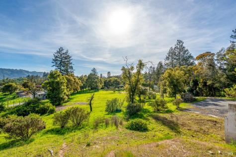 2340 Lawndale Road Kenwood CA 95452