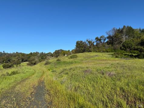 2660 Wallace Creek Road Healdsburg CA 95448