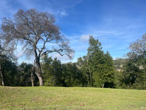 6057 Hyland Way Penngrove CA 94951