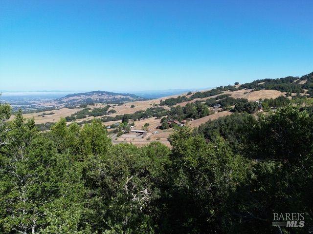 6057 Hyland Way Penngrove CA 94951