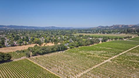 179 Pleasant Avenue Windsor CA 95403