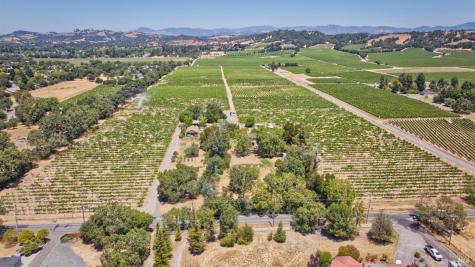 179 Pleasant Avenue Windsor CA 95403