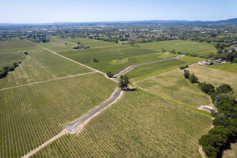 1276 Jensen Lane Windsor CA 95492