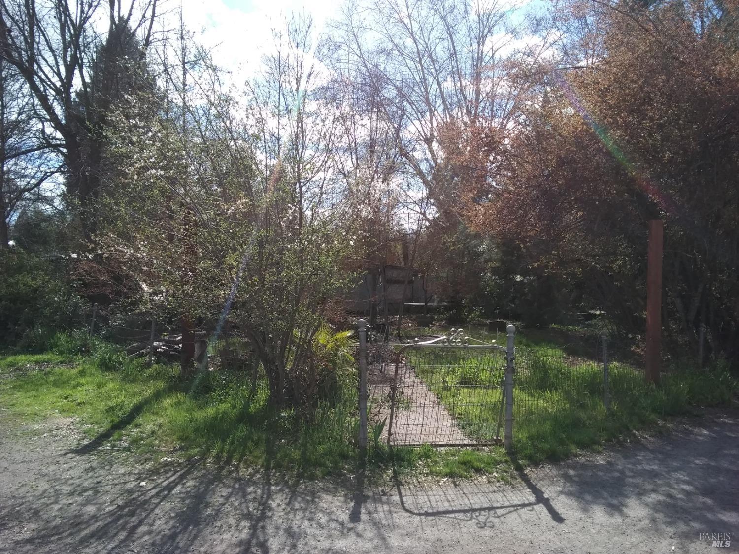 23875 Howard Street Covelo CA 95428