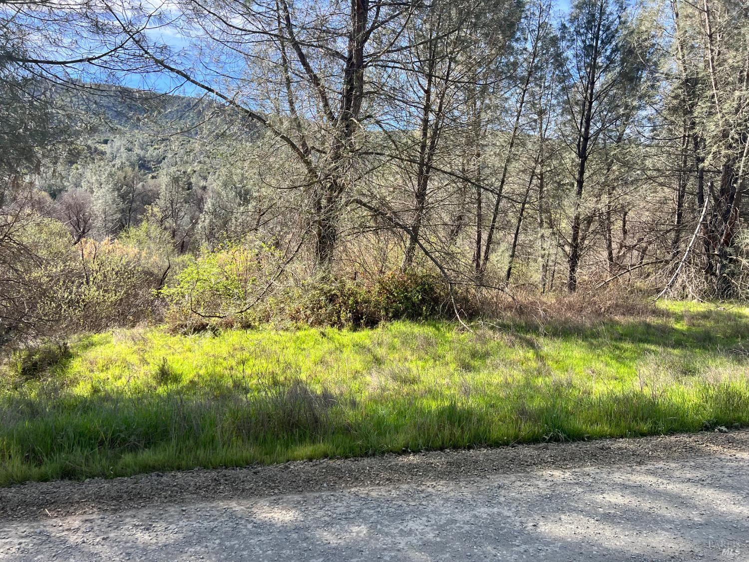 2286 New Long Valley Road Clearlake Oaks CA 95423