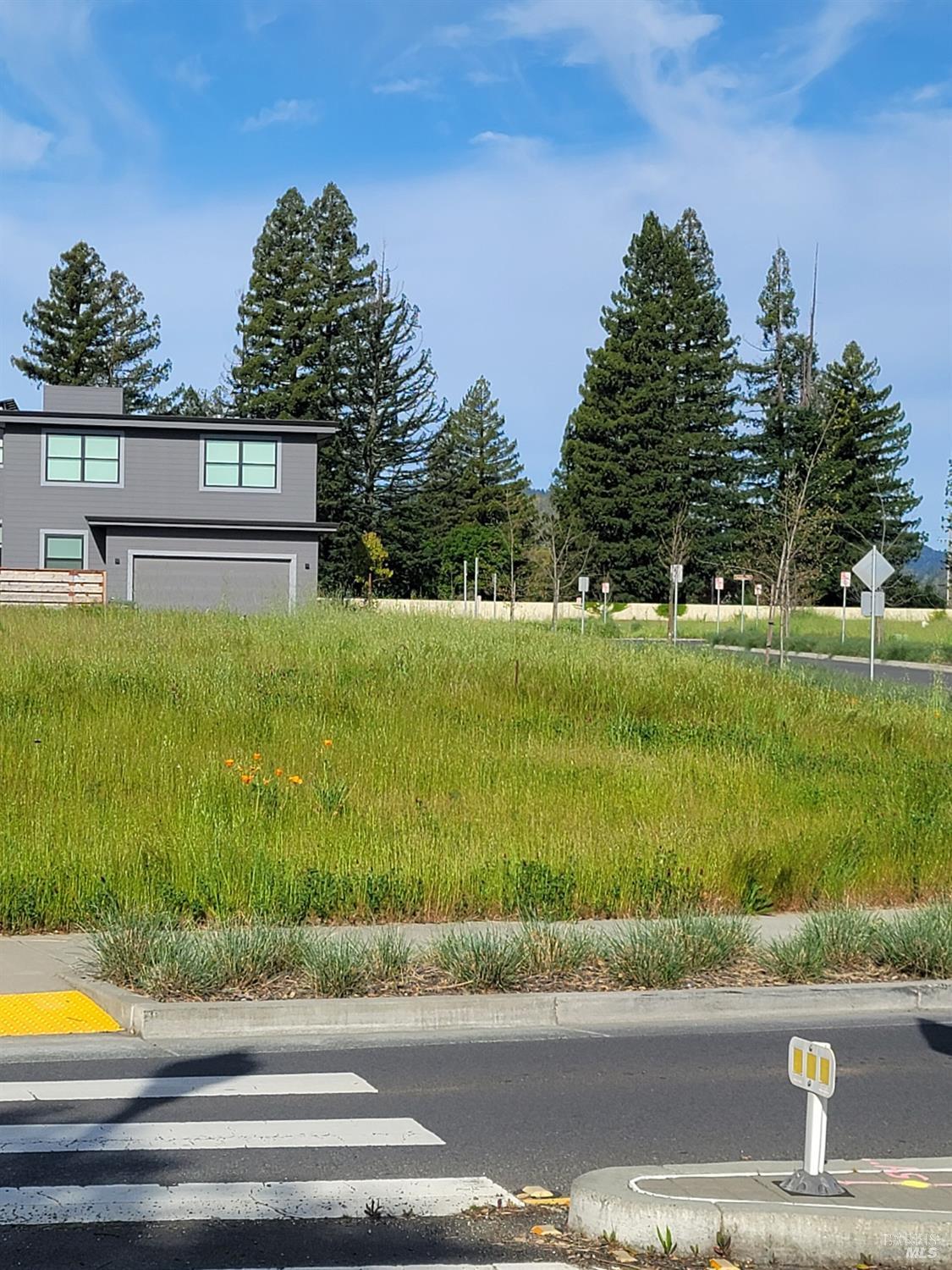 1021 Grove Street Healdsburg CA 95448