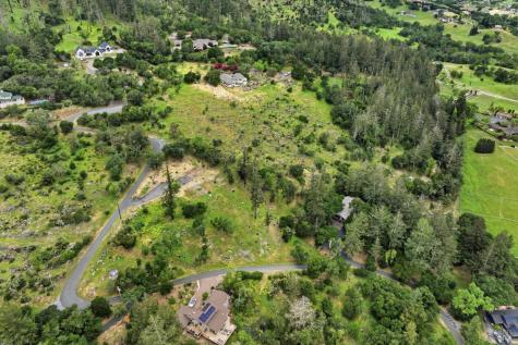 3577 Deer Trail Road Santa Rosa CA 95404