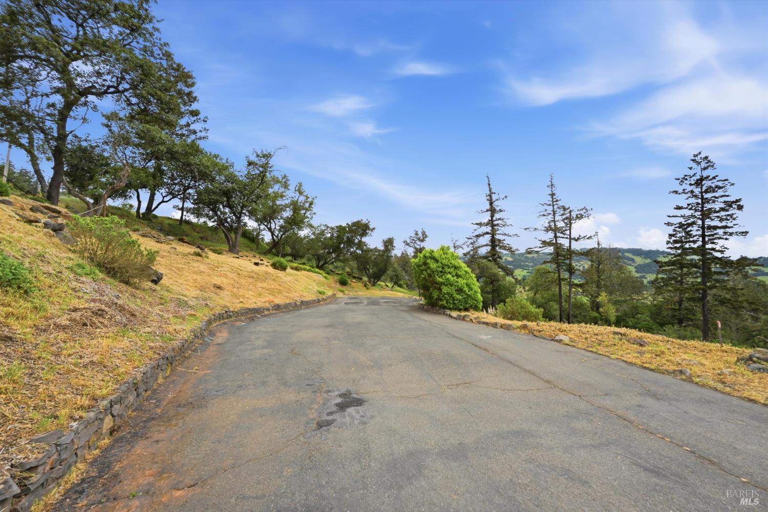 3577 Deer Trail Road Santa Rosa CA 95404