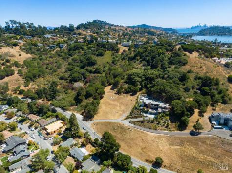 1 Trestle Glen Circle Tiburon CA 94920