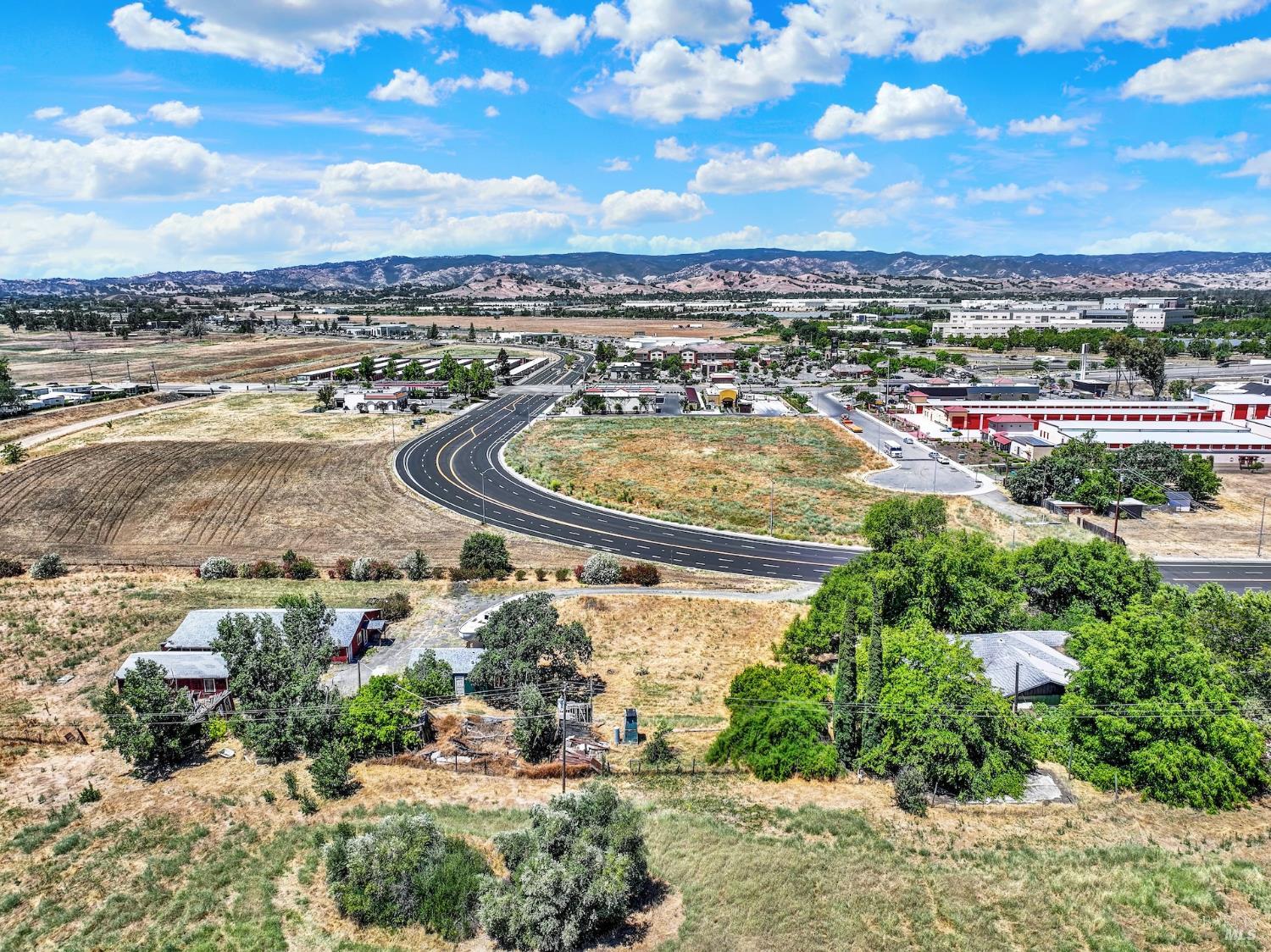 5070 Walnut Road Vacaville CA 95687