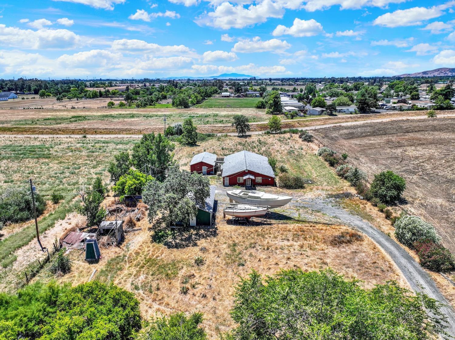 5070 Walnut Road Vacaville CA 95687