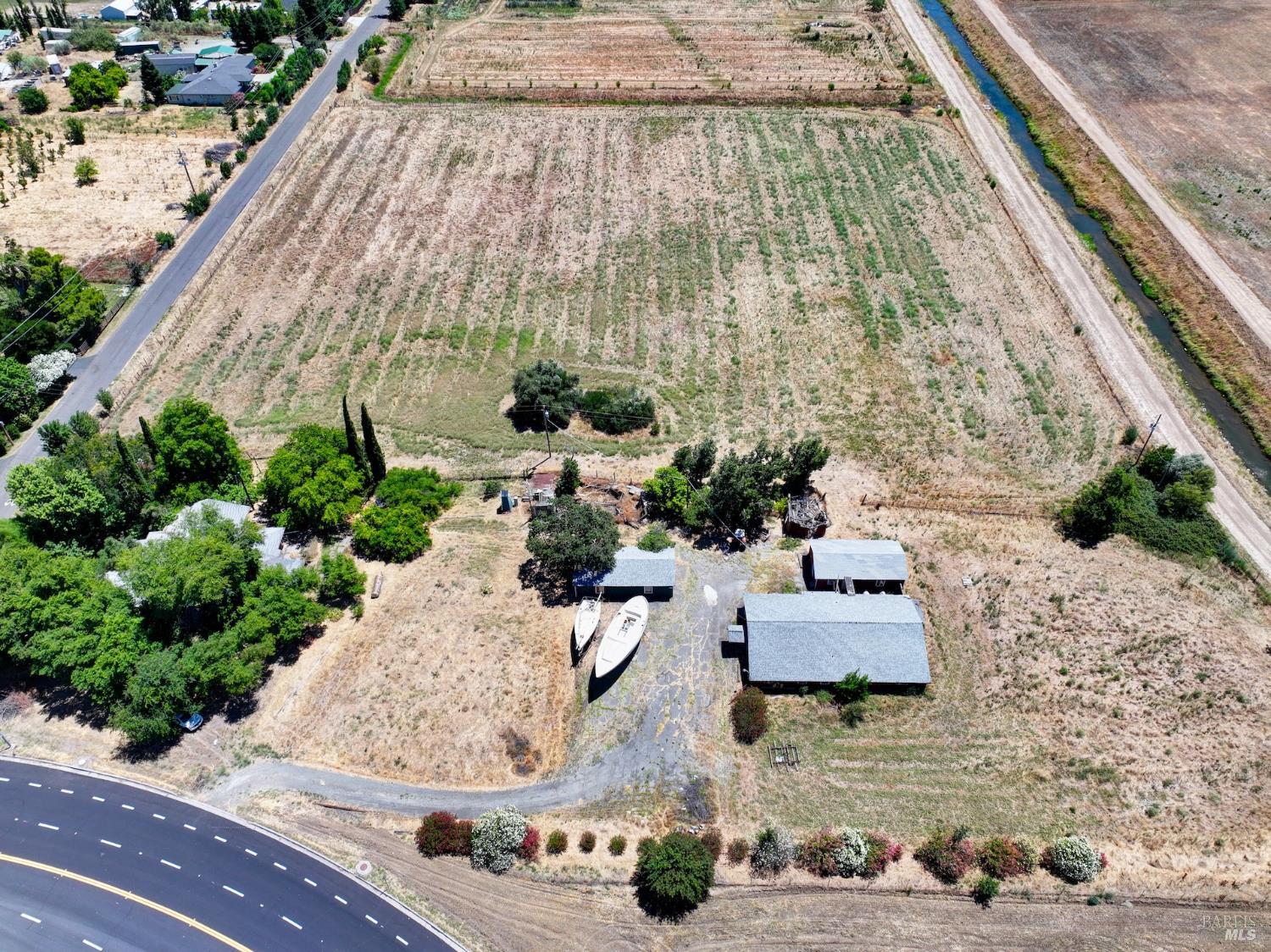 5070 Walnut Road Vacaville CA 95687