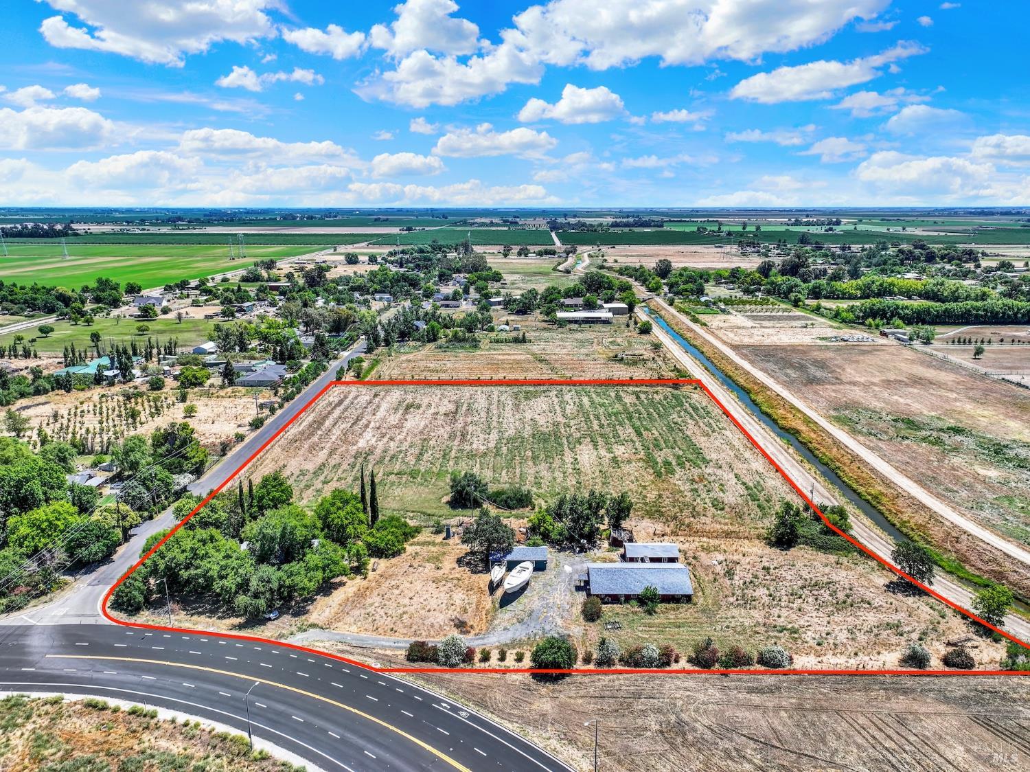 5070 Walnut Road Vacaville CA 95687