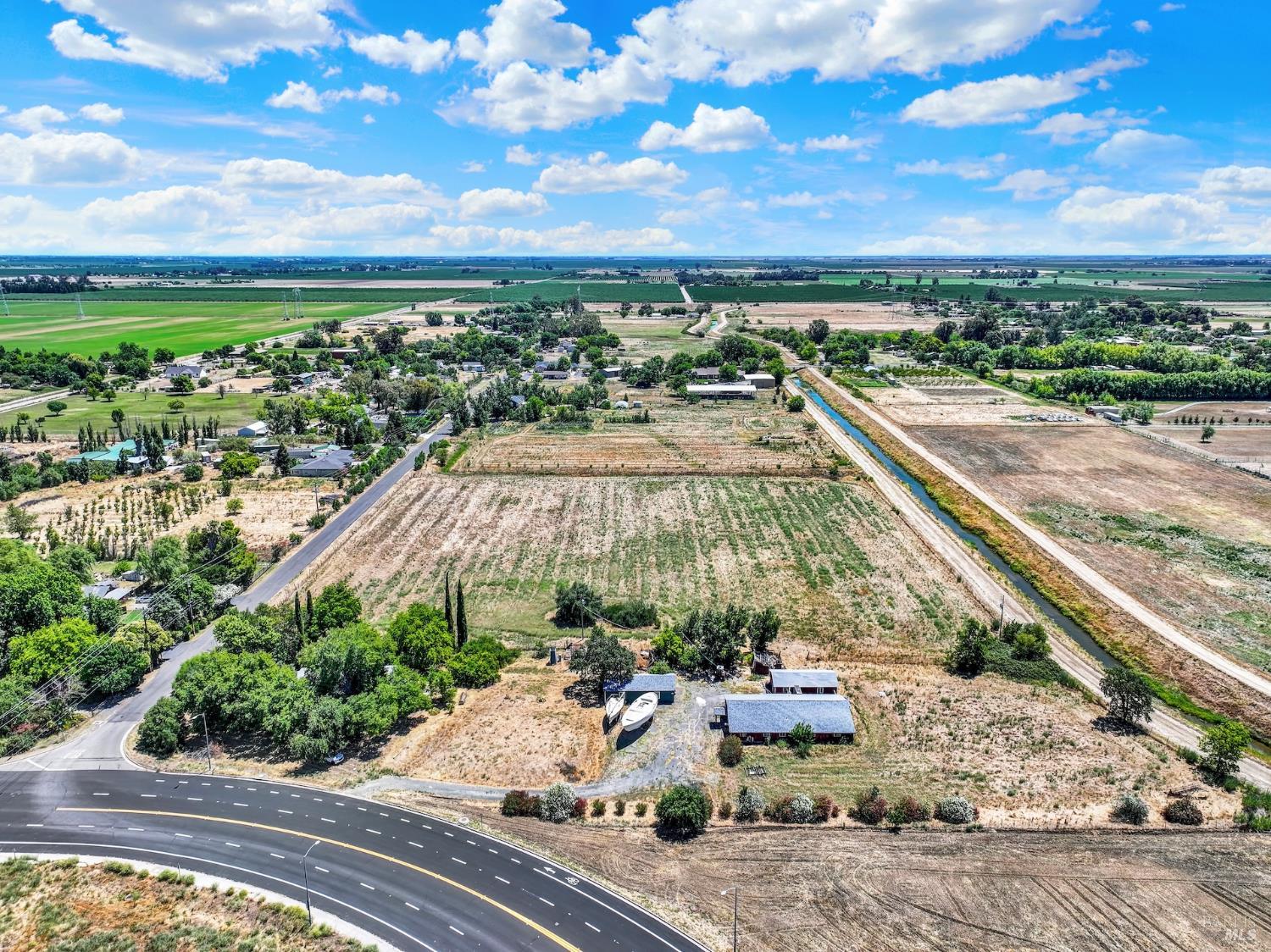 5070 Walnut Road Vacaville CA 95687