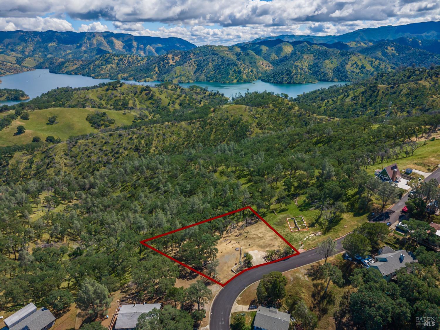 1012 Eastridge Drive Napa CA 94558