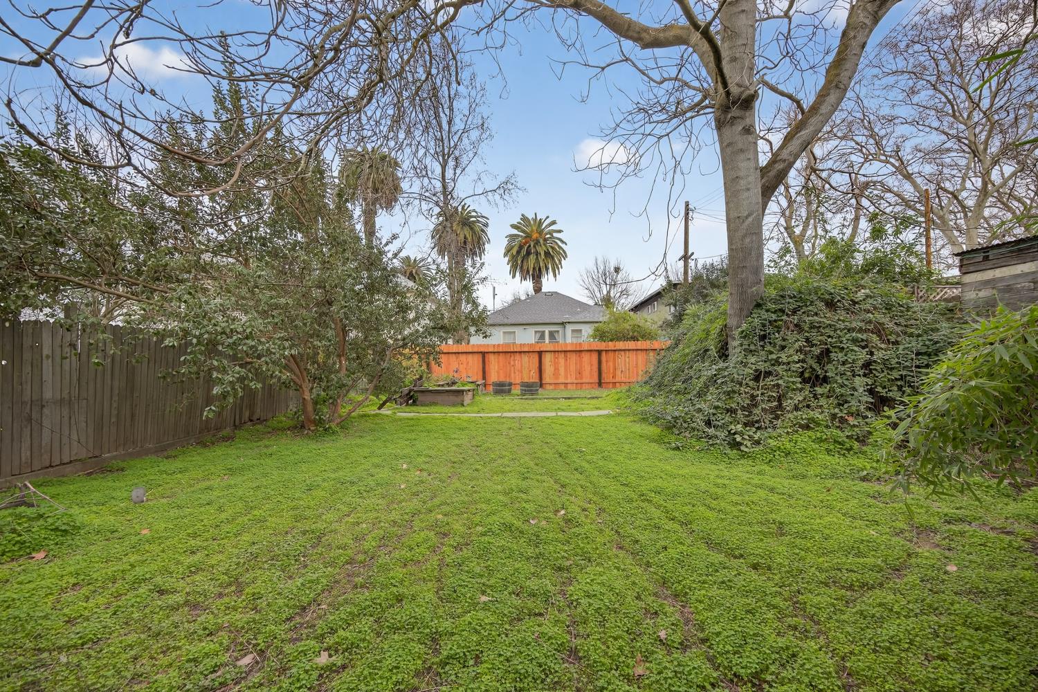 319 W Street Sacramento CA 95818