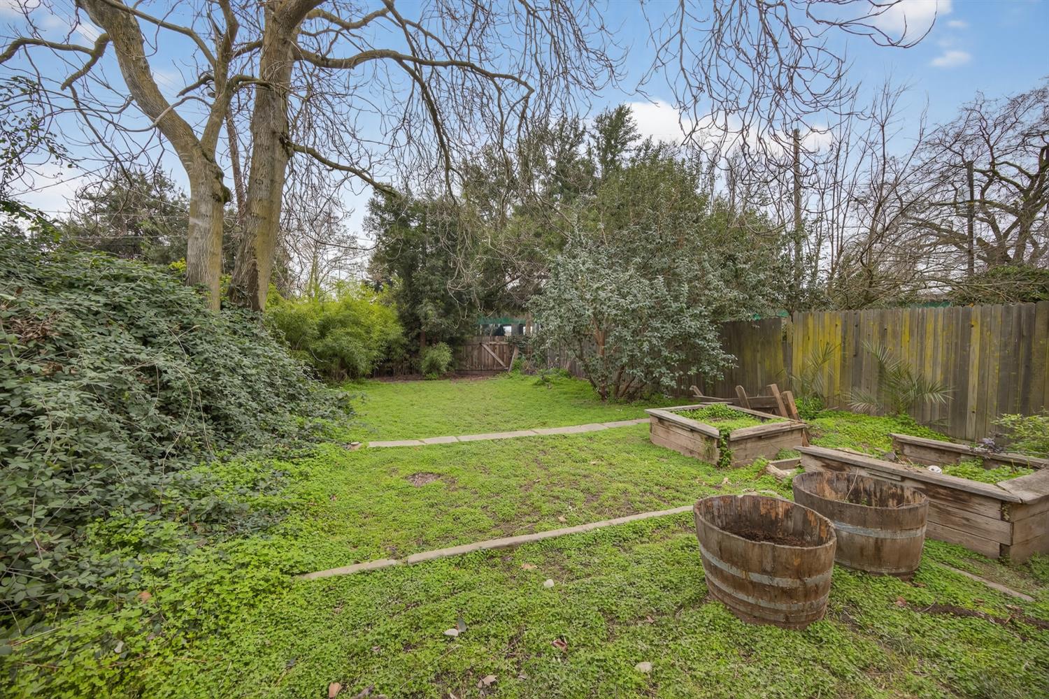 319 W Street Sacramento CA 95818