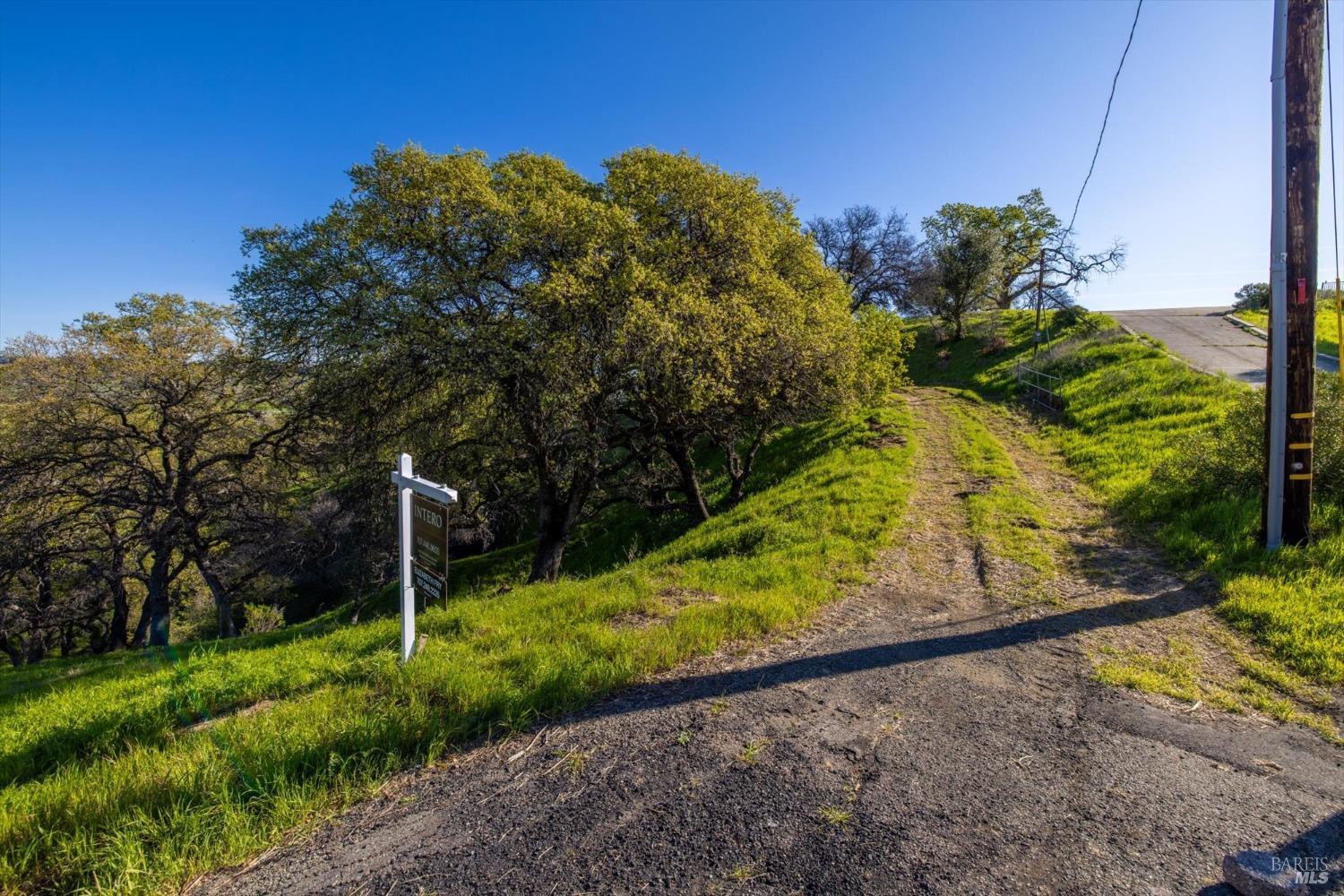 7031 Robindale Lane Vacaville CA 95688