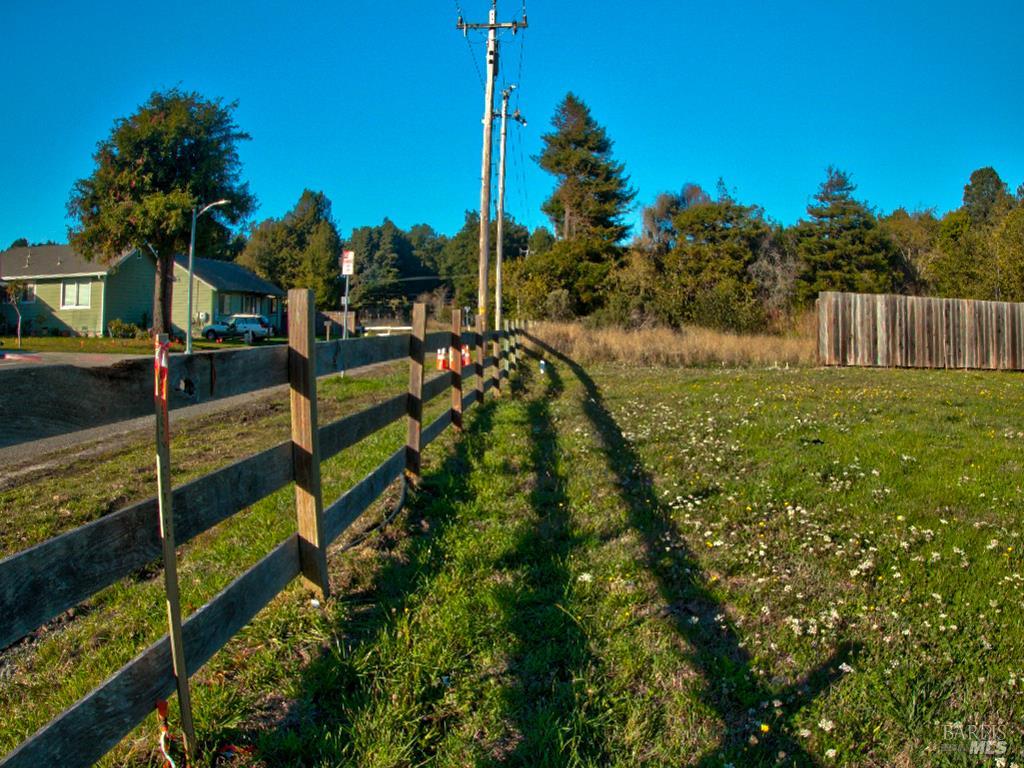 104 N Dana Street Fort Bragg CA 95437