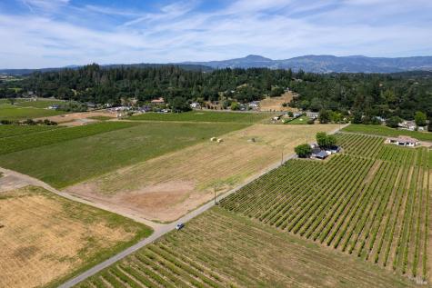 835 Dry Creek Road Healdsburg CA 95448