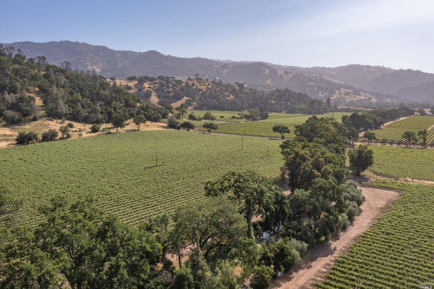 31420 Highway 128 Cloverdale CA 95425